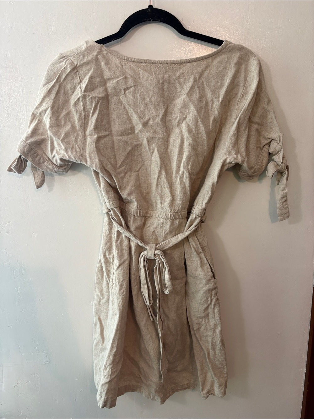 Jennifer &Grace Women's Beige Button-Front Linen Dress with Tie Sleeves - Picture 9 of 9